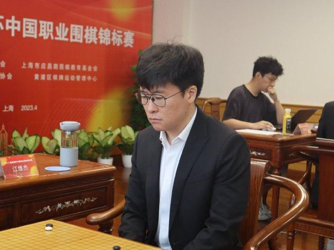 久草在线播放视频
